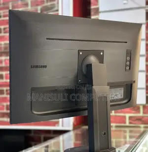Samsung 27 Inch Screen Type C Hdmi Dp 