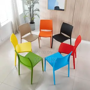 Indoor/Outdoor Plastic Restaurant Dining Chairs Armless