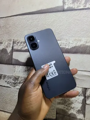 Infinix Smart 10 HD 64 GB Black