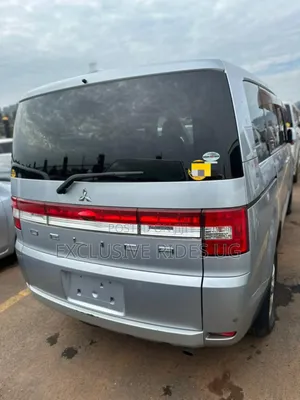 Mitsubishi Delica 2013 Silver