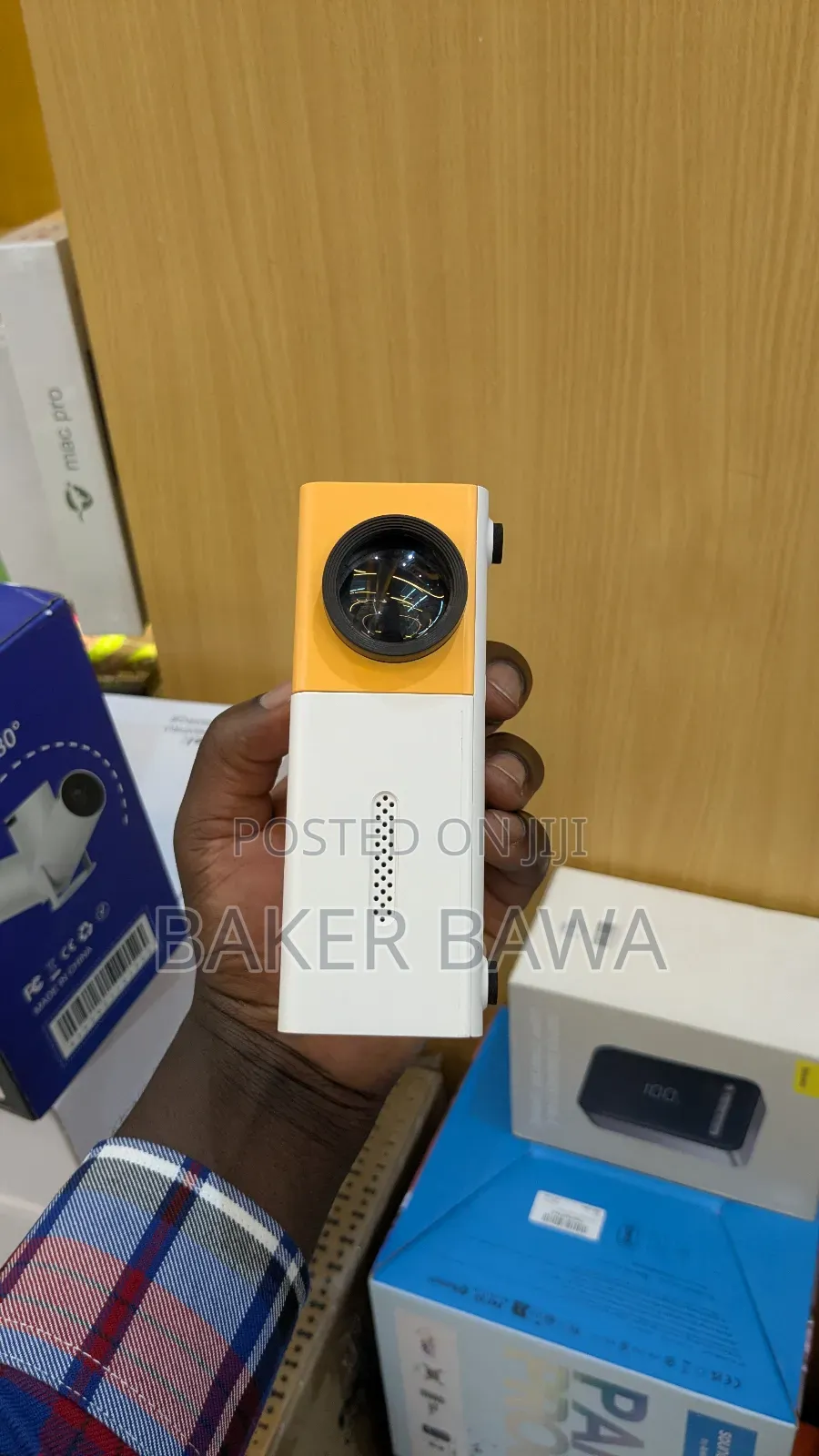 Borrego Led Projector