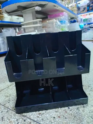 Multi-Compartment Cup and Lid Organizer
