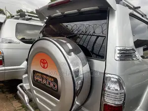 Toyota Land Cruiser Prado 2000 Silver