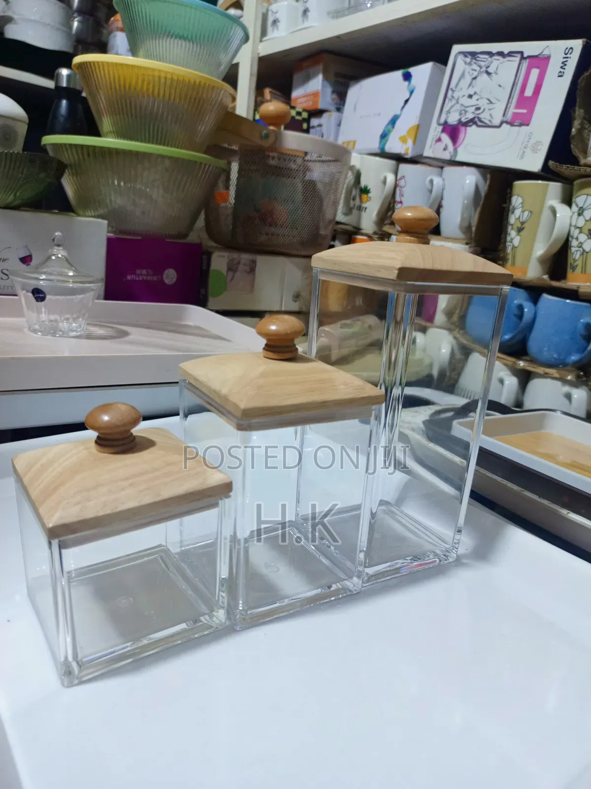3pcs Acrylic Storage Jars With Wooden Lids
