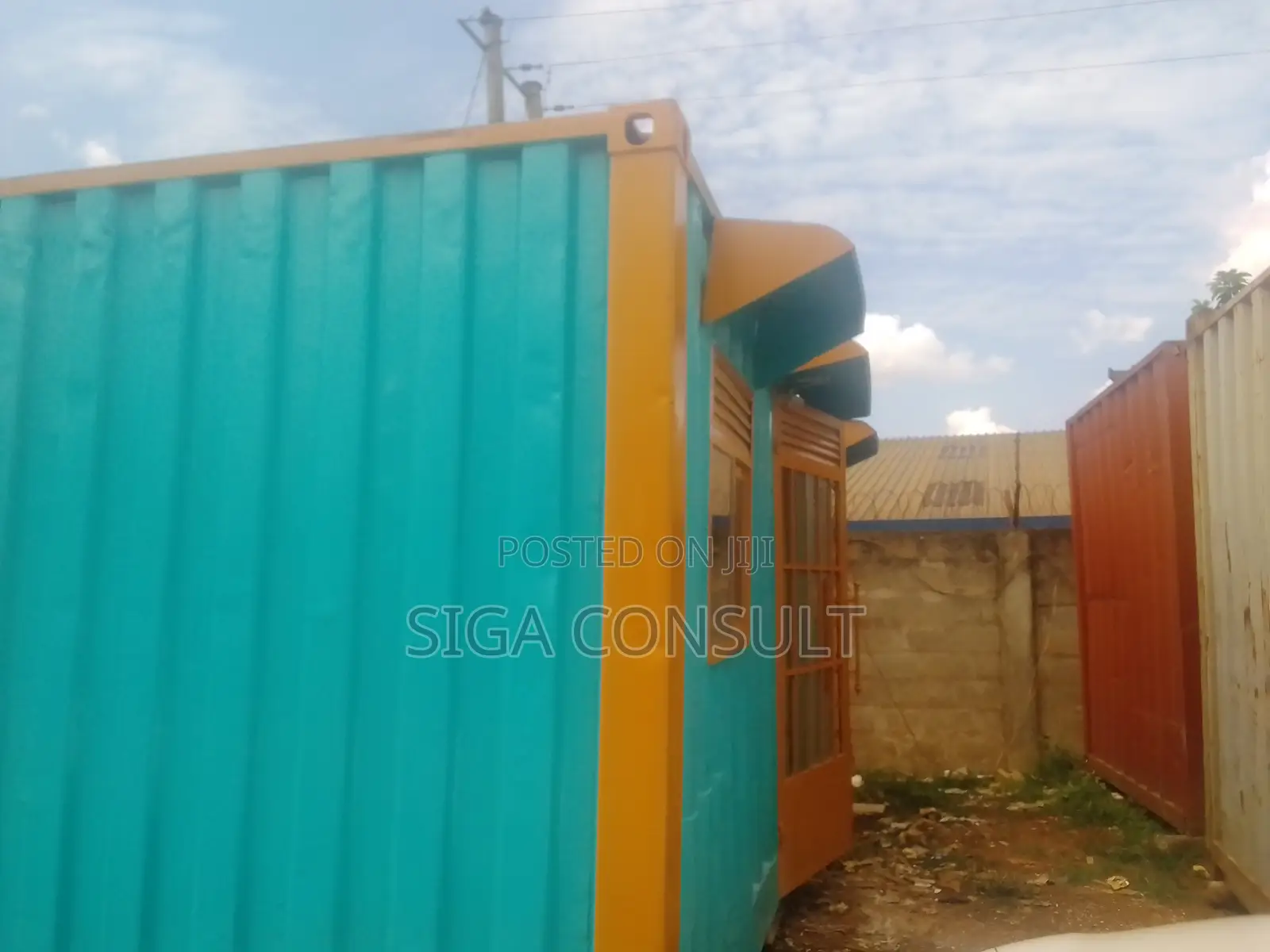 20ft Office Container Is Available for Month in Bugolobi