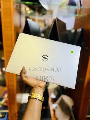 Laptop Dell XPS 13 (9350) 8GB Intel Core I7 SSD 256GB