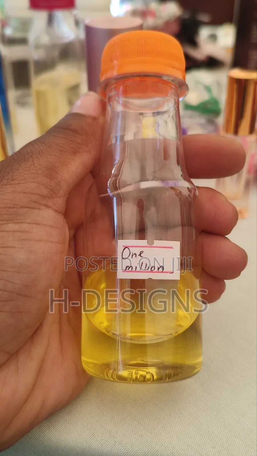 Perfume Oils for Smell Good Lovers
