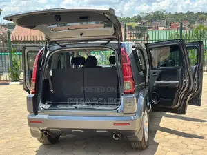 Honda Crossroad 2010 Gray