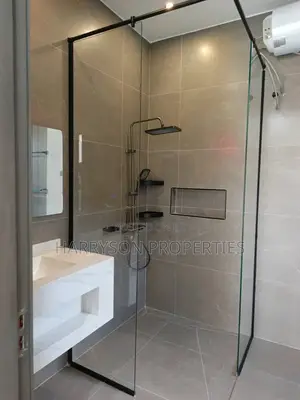 3 Unit Apartment