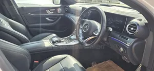 Mercedes-Benz E200 2017 White
