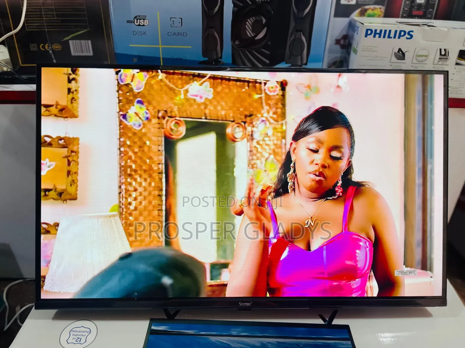 Smartec 32 Digital Flat Screen Flameless.