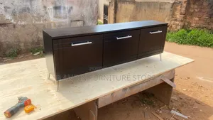 Simple Tv Stand 150 by 40 by 40cms