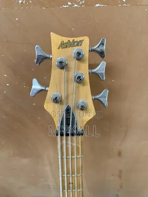 Ashton Ab-805 5-String Active Bass Guitar – Natural Finish