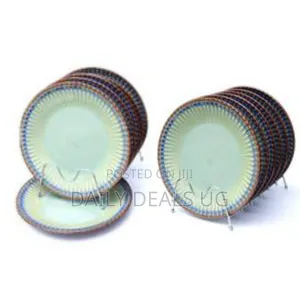 6 Pieces of Food Round Palm Lined Dinner Plates - Green