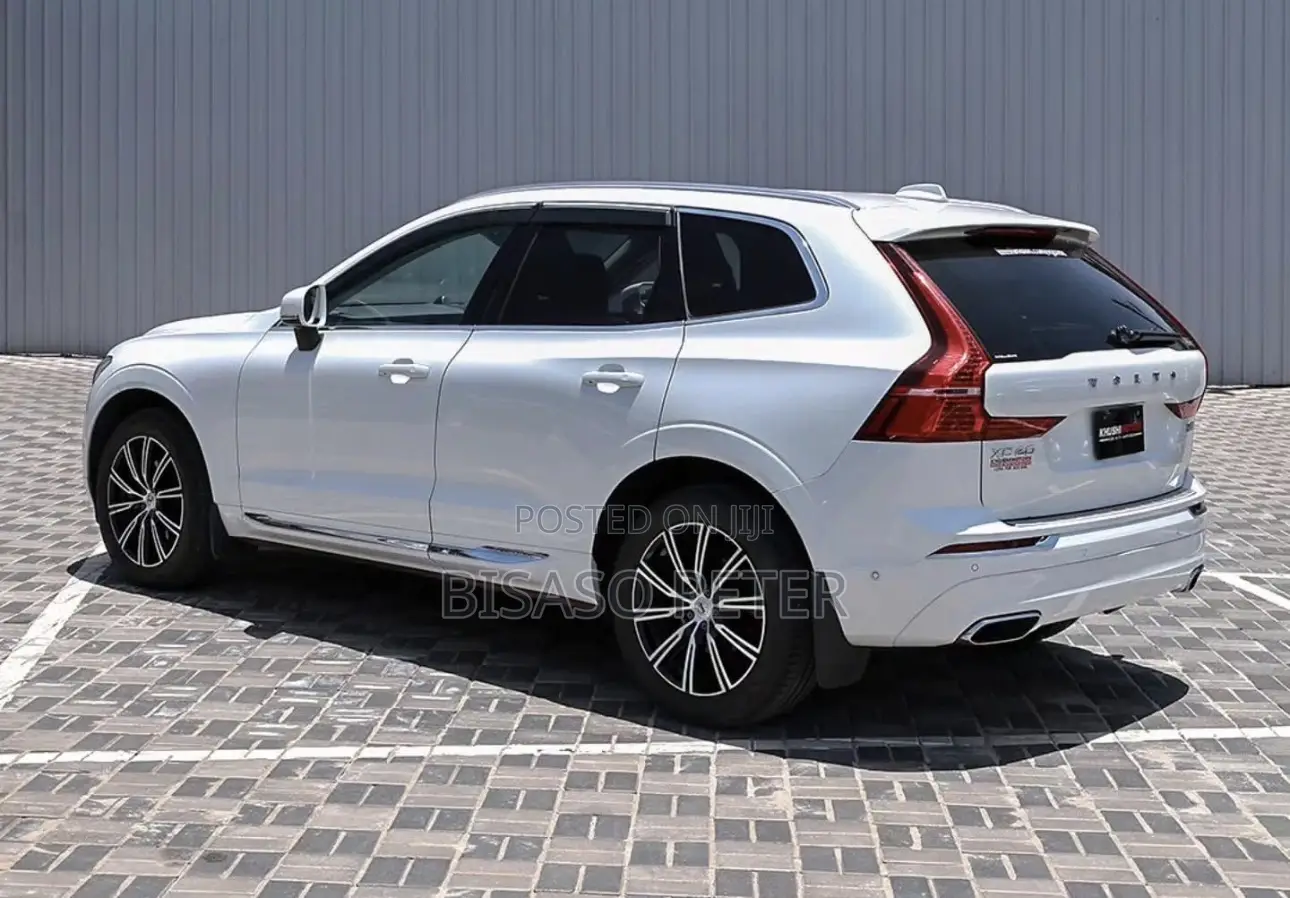 Volvo XC60 2018 White