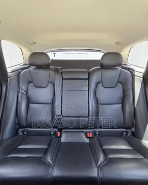 Volvo XC60 2018 White