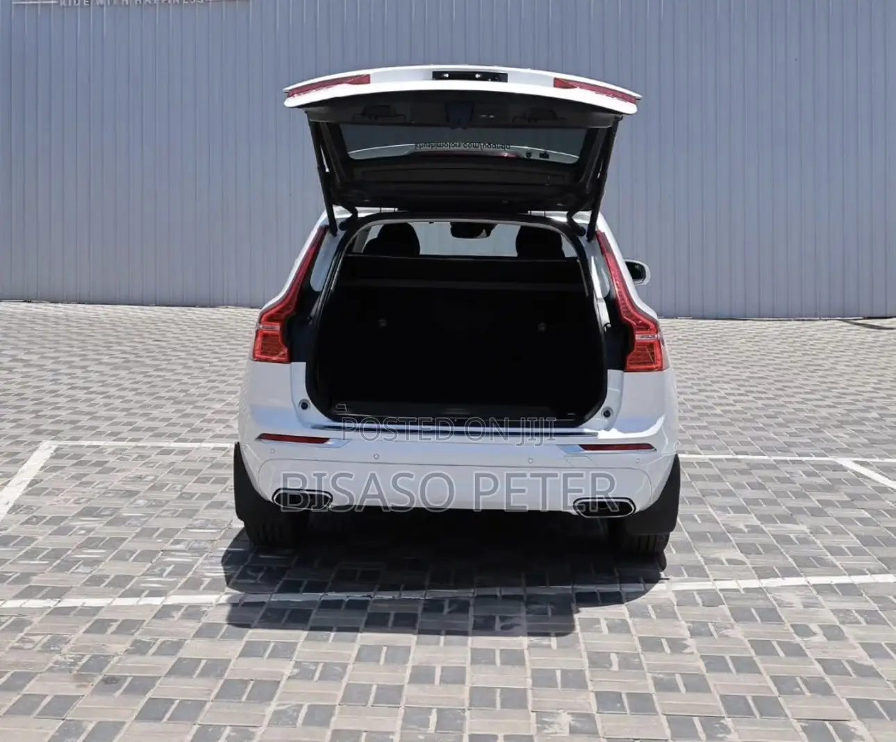 Volvo XC60 2018 White