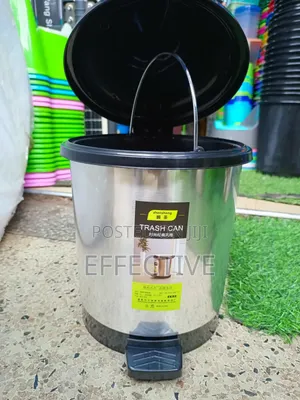 Zhensheng Brand Pedal-Operated Trash Can. 9l