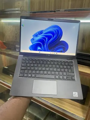 New Laptop Dell Latitude 7320 16GB Intel Core i5 SSD 256GB