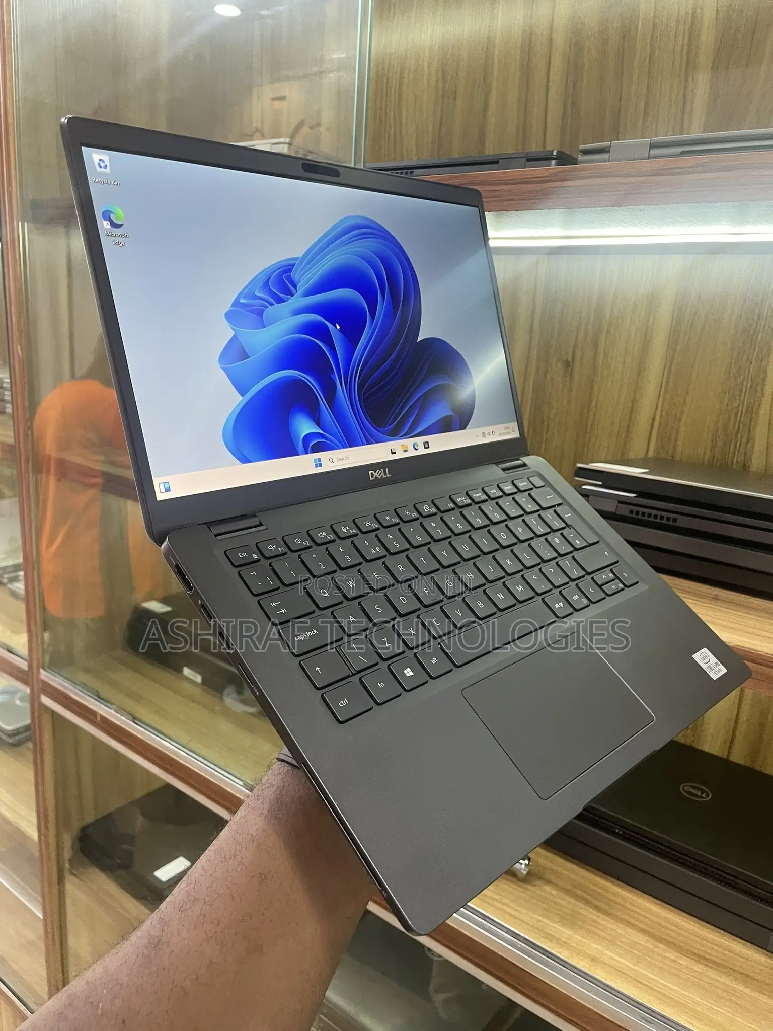 New Laptop Dell Latitude 7320 16GB Intel Core i5 SSD 256GB