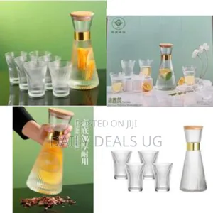 7 Piece Leakproof Ribbed Glass Pitcher Set, Elegant Jug With Gold