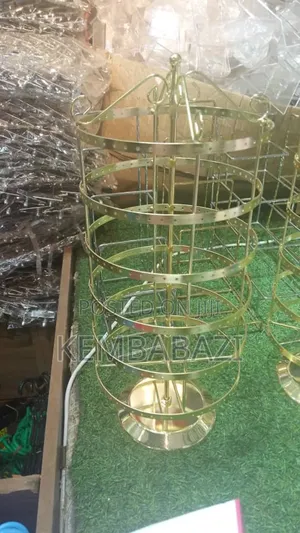 Rotating Jewelry Stand