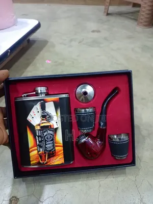 Jack Daniel's Tennessee Whiskey Gift Set.