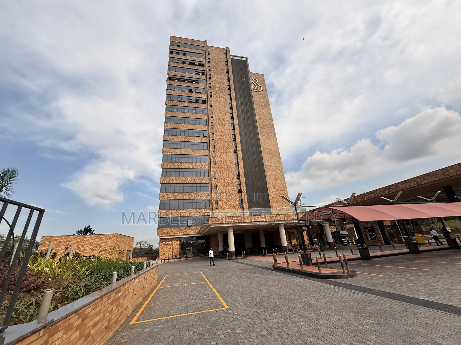 1000sqms Available for Rent in Nakasero