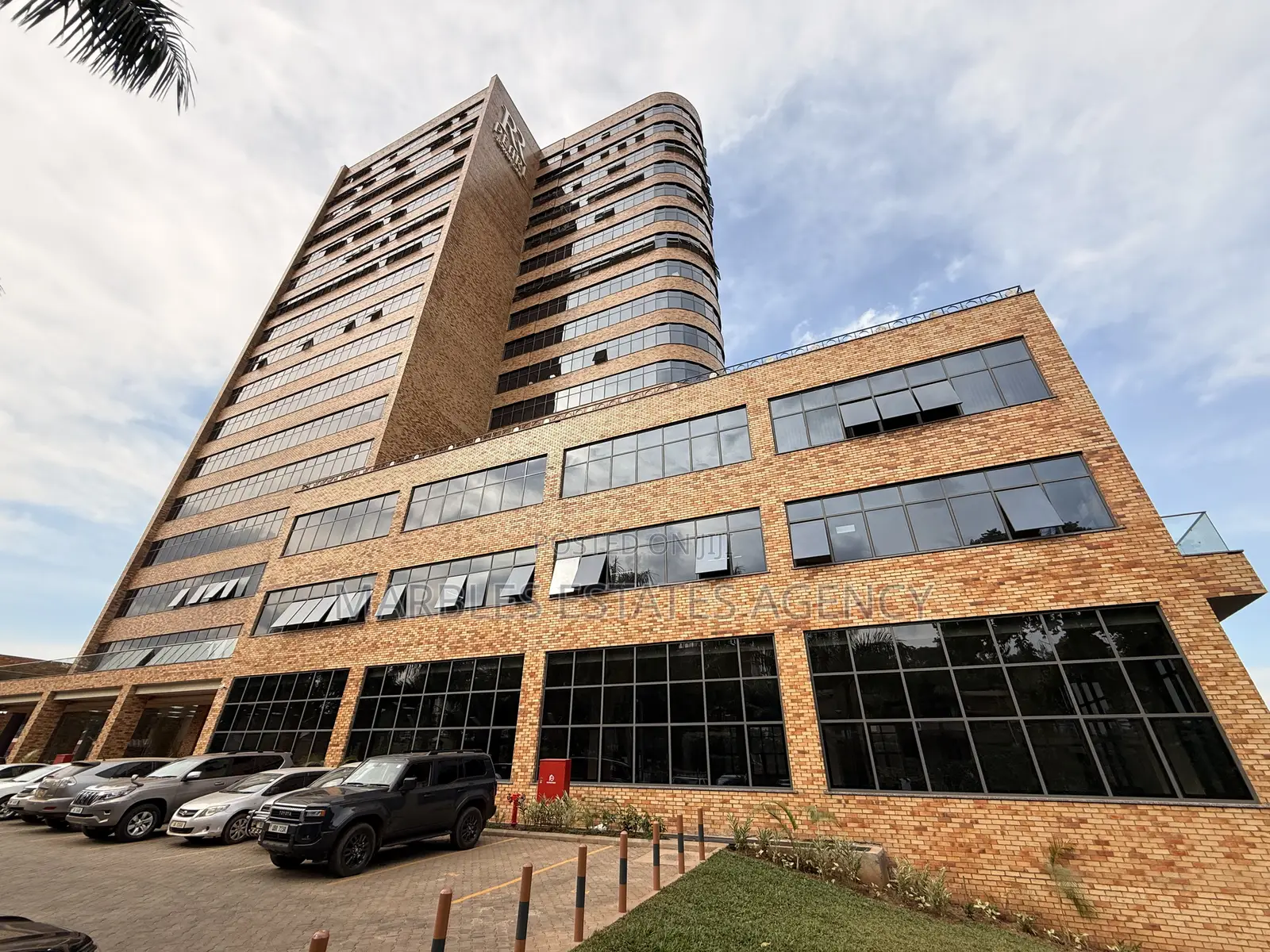 1000sqms Available for Rent in Nakasero