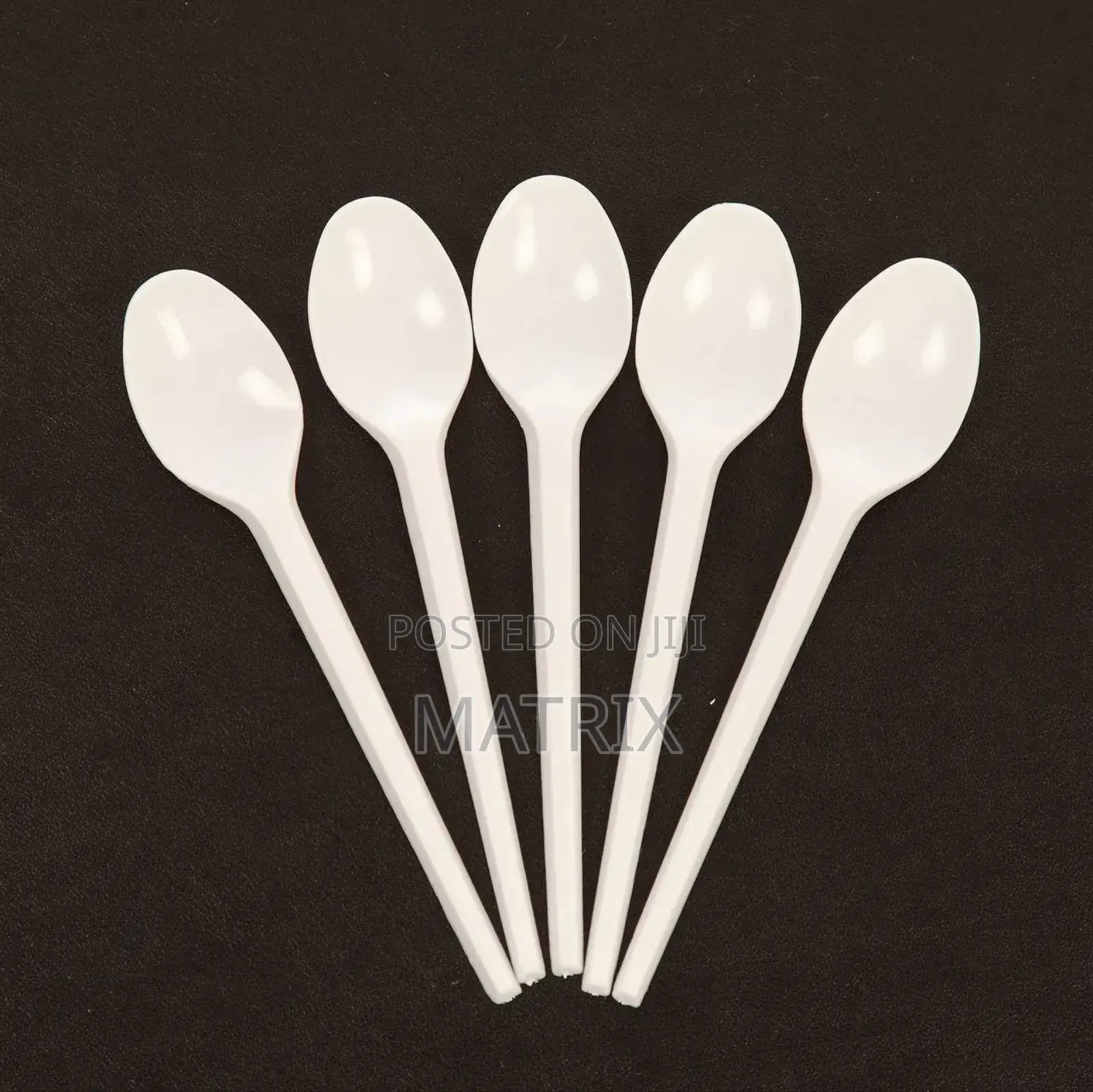 50pcs Disposable Plastic Spoons White a Pack