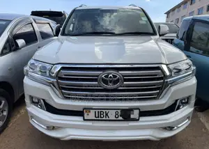 Toyota Land Cruiser 4.6 V8 ZX 2010 White