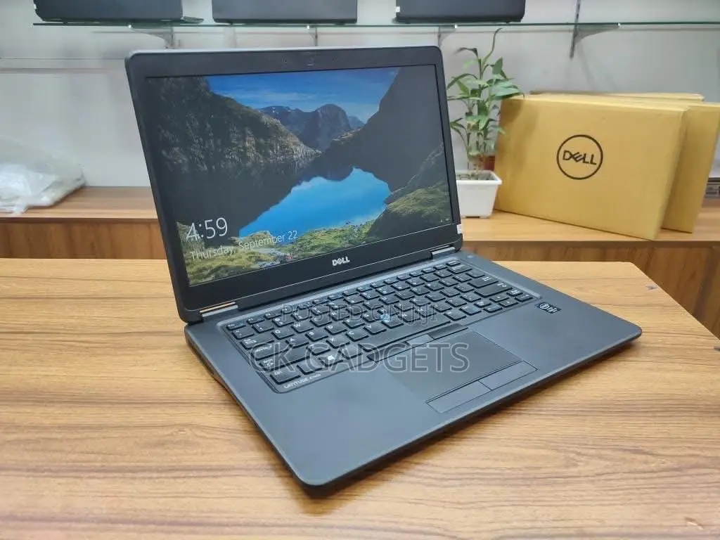 Laptop Dell Latitude 14 E5470 8GB Intel Core I5 SSD 256GB