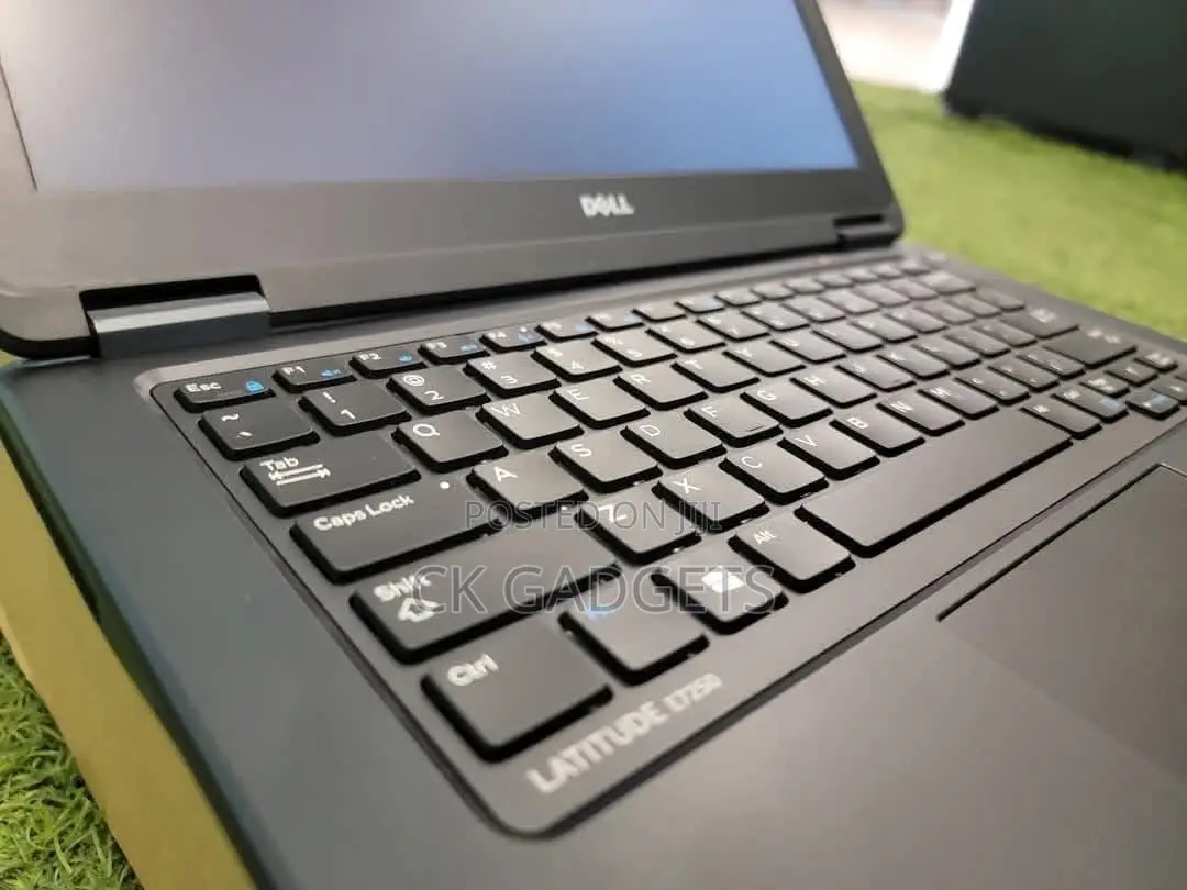 Laptop Dell Latitude 14 E5470 8GB Intel Core I5 SSD 256GB