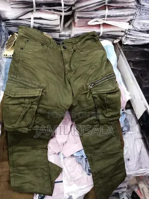 Tour Jeans