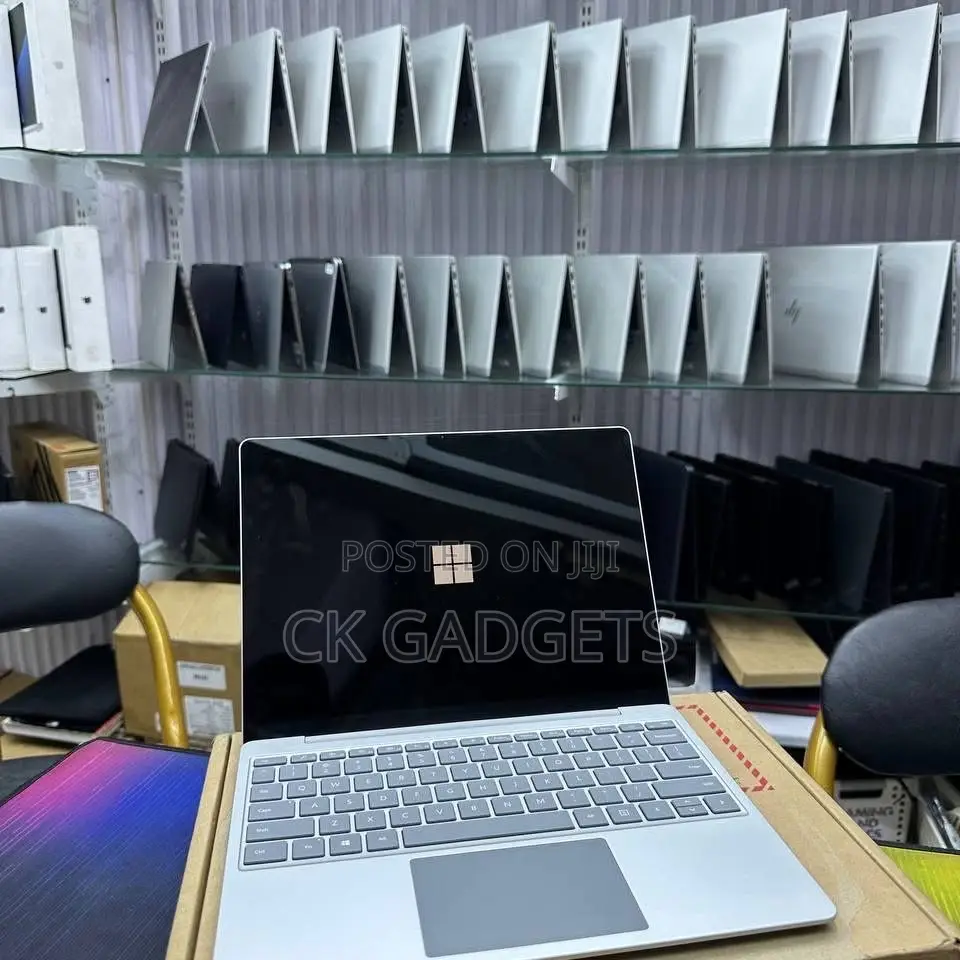 Laptop Microsoft Surface Go 8GB Intel Core I5 SSD 256GB