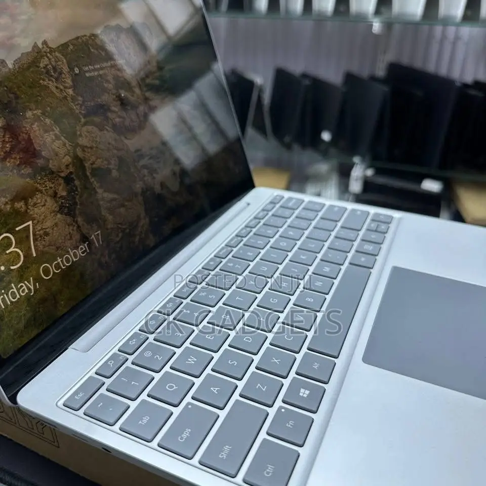 Laptop Microsoft Surface Go 8GB Intel Core I5 SSD 256GB