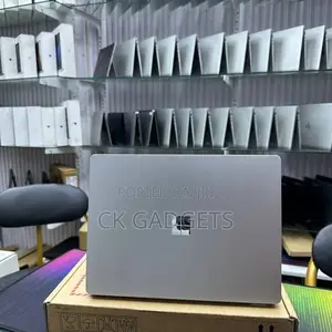 Laptop Microsoft Surface Go 8GB Intel Core I5 SSD 256GB