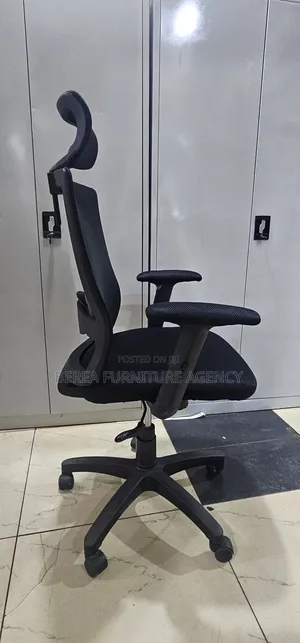 Black Mesh Recliner Chair With Head Support