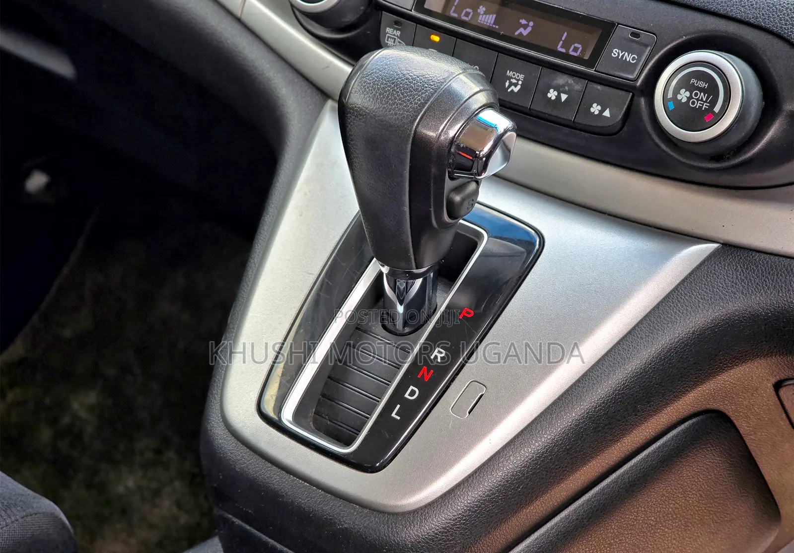 Honda CR-V 2012 White