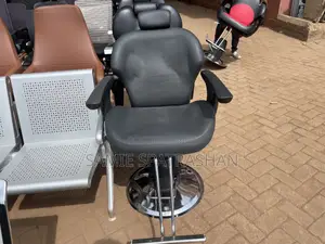Salon Barbers Black