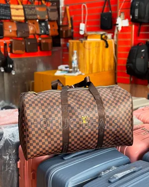 Big Travel Bag With Double Straps And Water Resistant Gym Bag