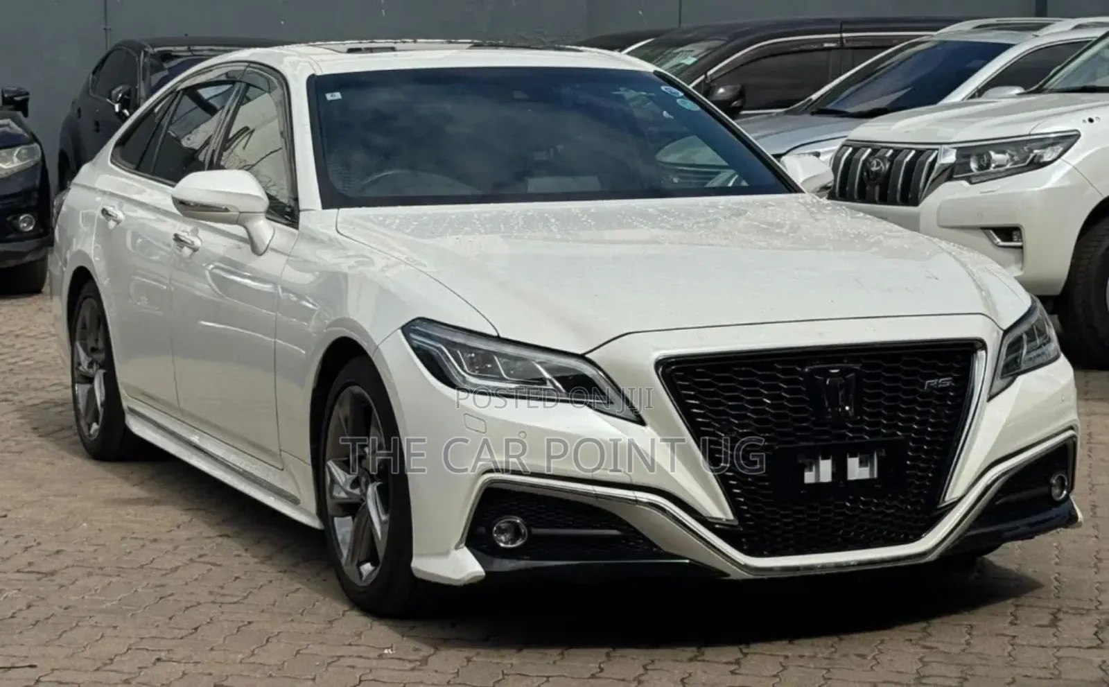 Toyota Crown 2019 White