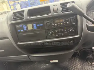 2012 Mazda Bongo
