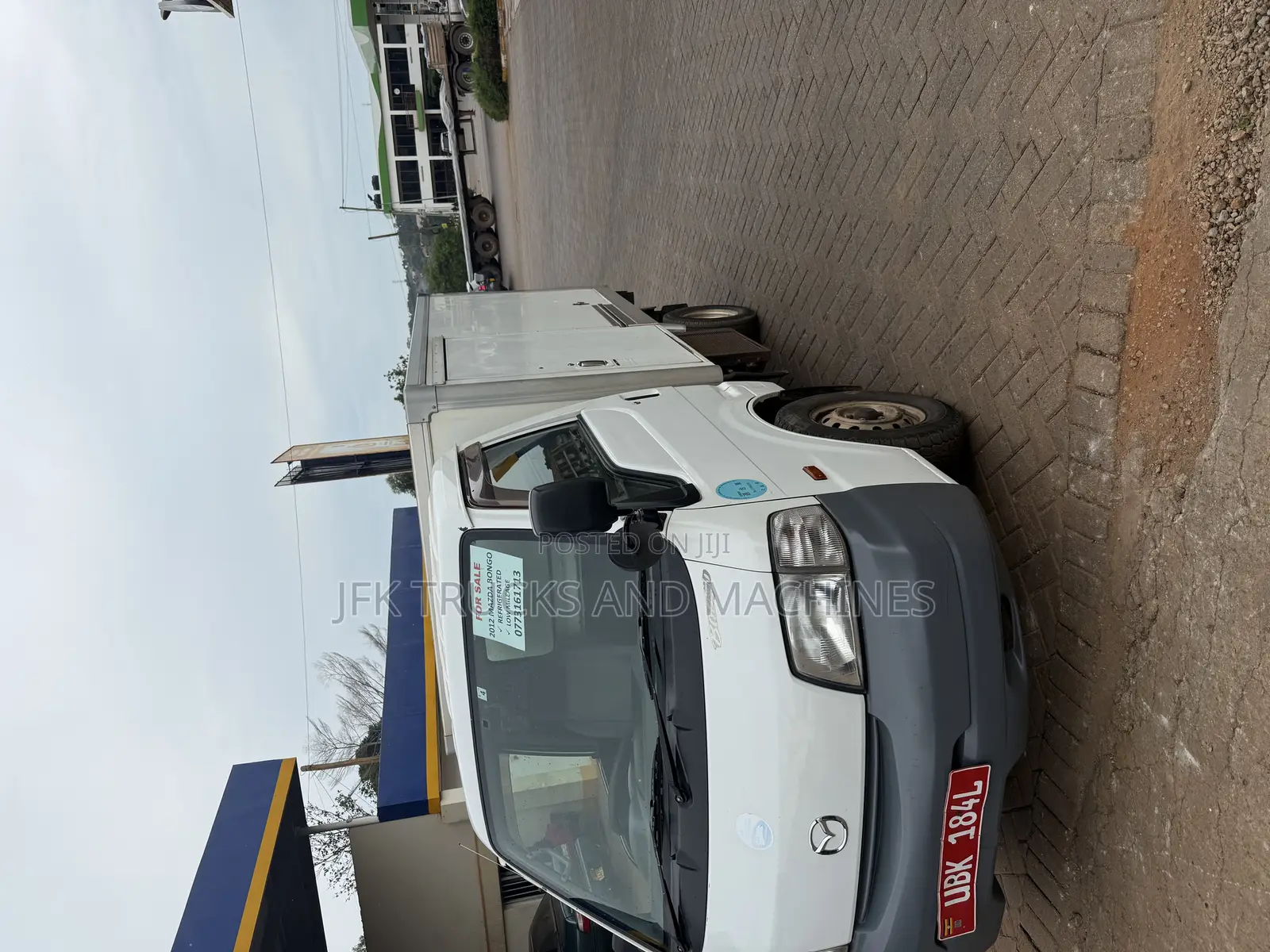 2012 Mazda Bongo
