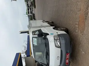 2012 Mazda Bongo