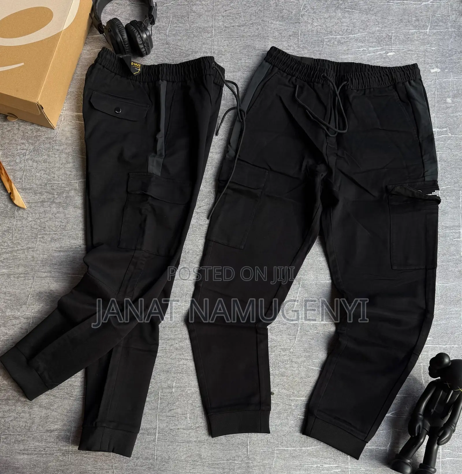 Plain Black Drawstring Closure Sweater Pants