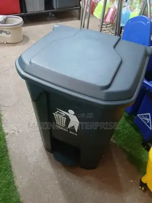 80litres Plastic Outdoor Dustbin Or Wastebin With Stepper