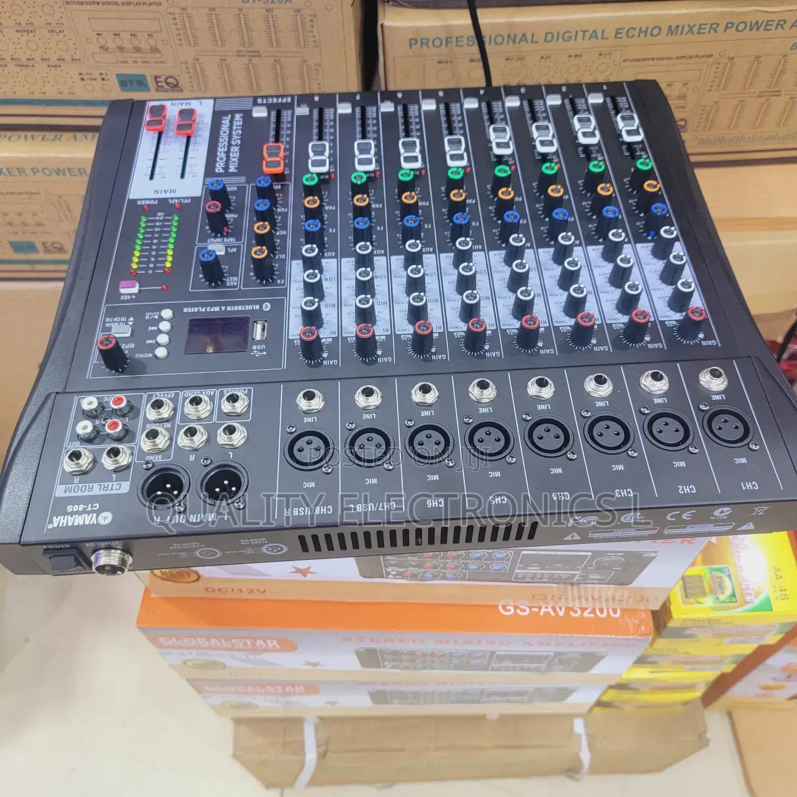 Mixer 6 Channels Yamaha