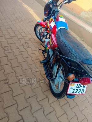 Bajaj CT 110X 2022 Red