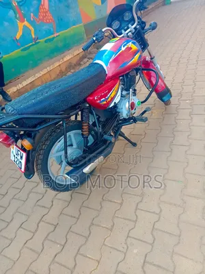 Bajaj CT 110X 2022 Red